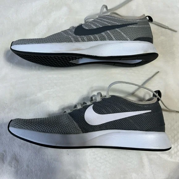 Women’s Nike Dualtone Racer - Picture 3 of 6